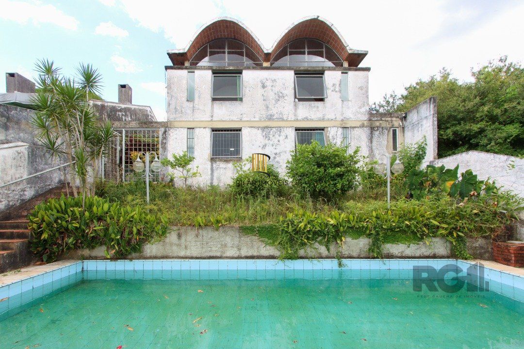 Casa para Venda - 393m², 4 dormitórios, sendo 2 suites, 4 vagas - Ipanema