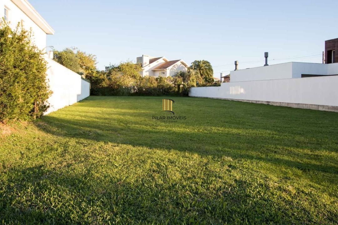 terreno à venda no Bairro Belém Novo em Porto Alegre