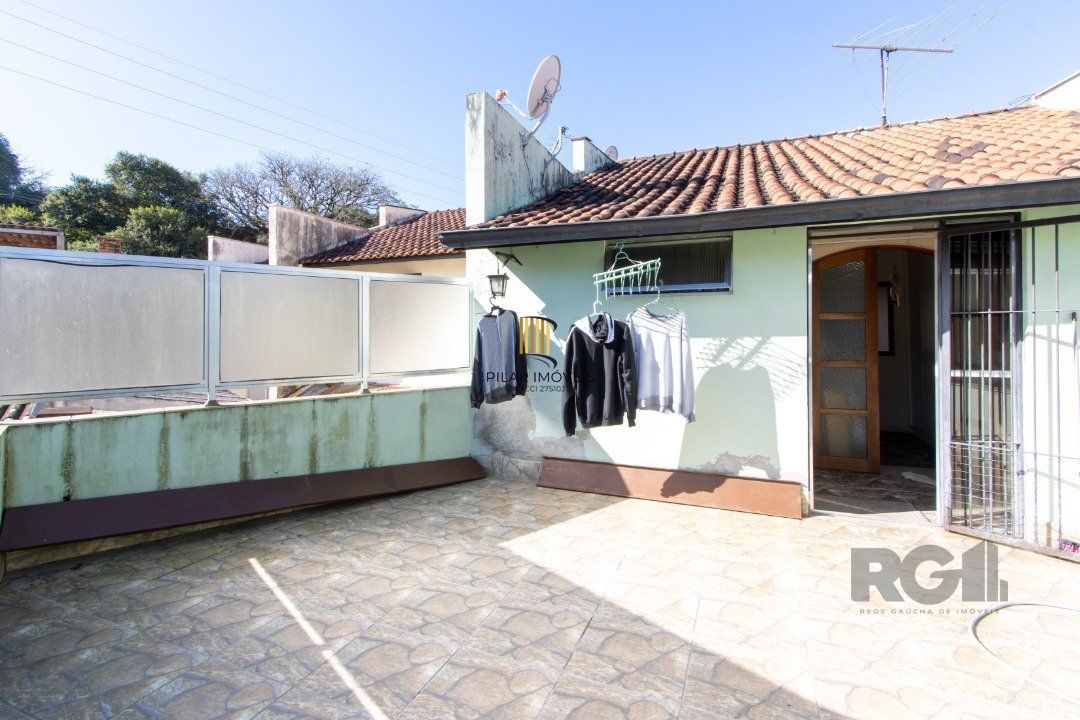 Casa de Condomínio 4 dormitórios no bairro Hípica