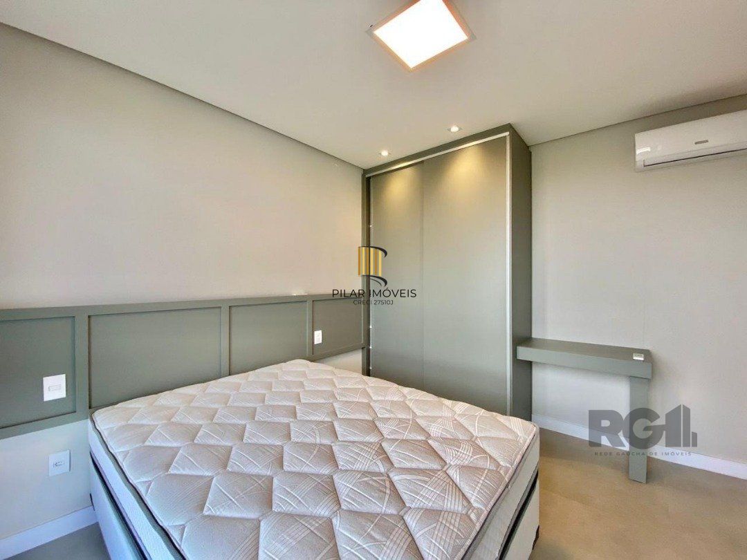 Casa de Condomínio 4 dormitórios no bairro Xangri-la