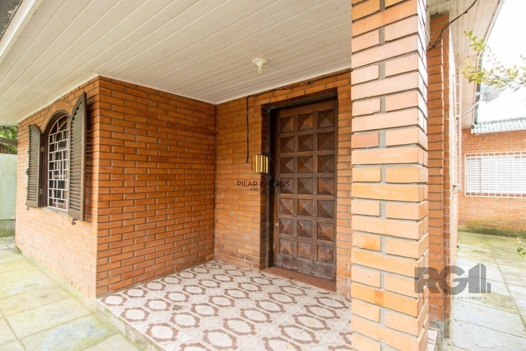 Casa 6 dormitórios no bairro Tristeza