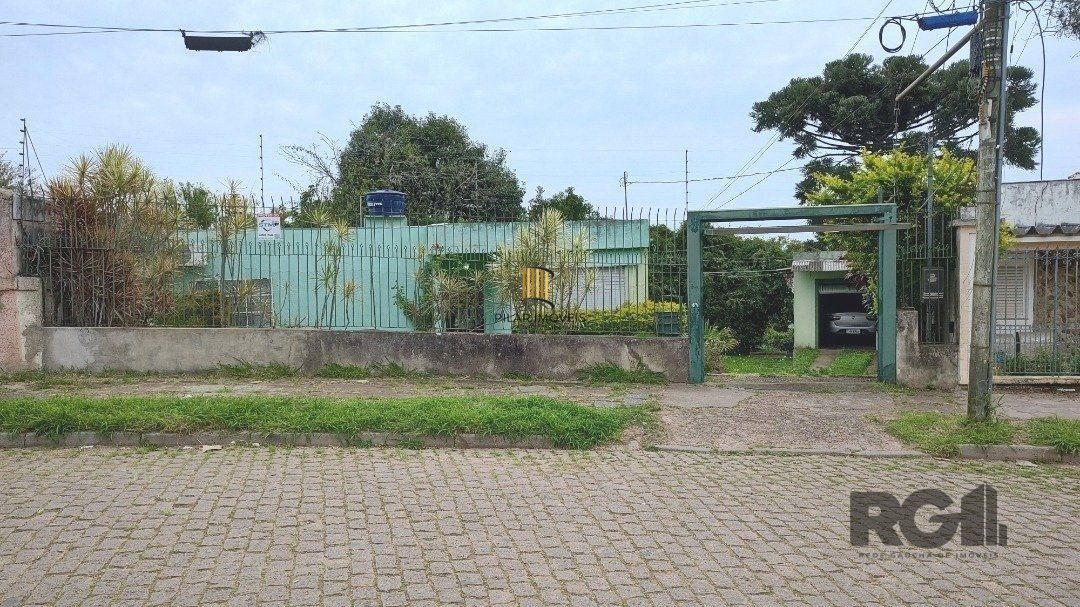 Casa térrea, 3 quartos, amplo pátio - Bairro Santa Tereza - Pilar Imóveis