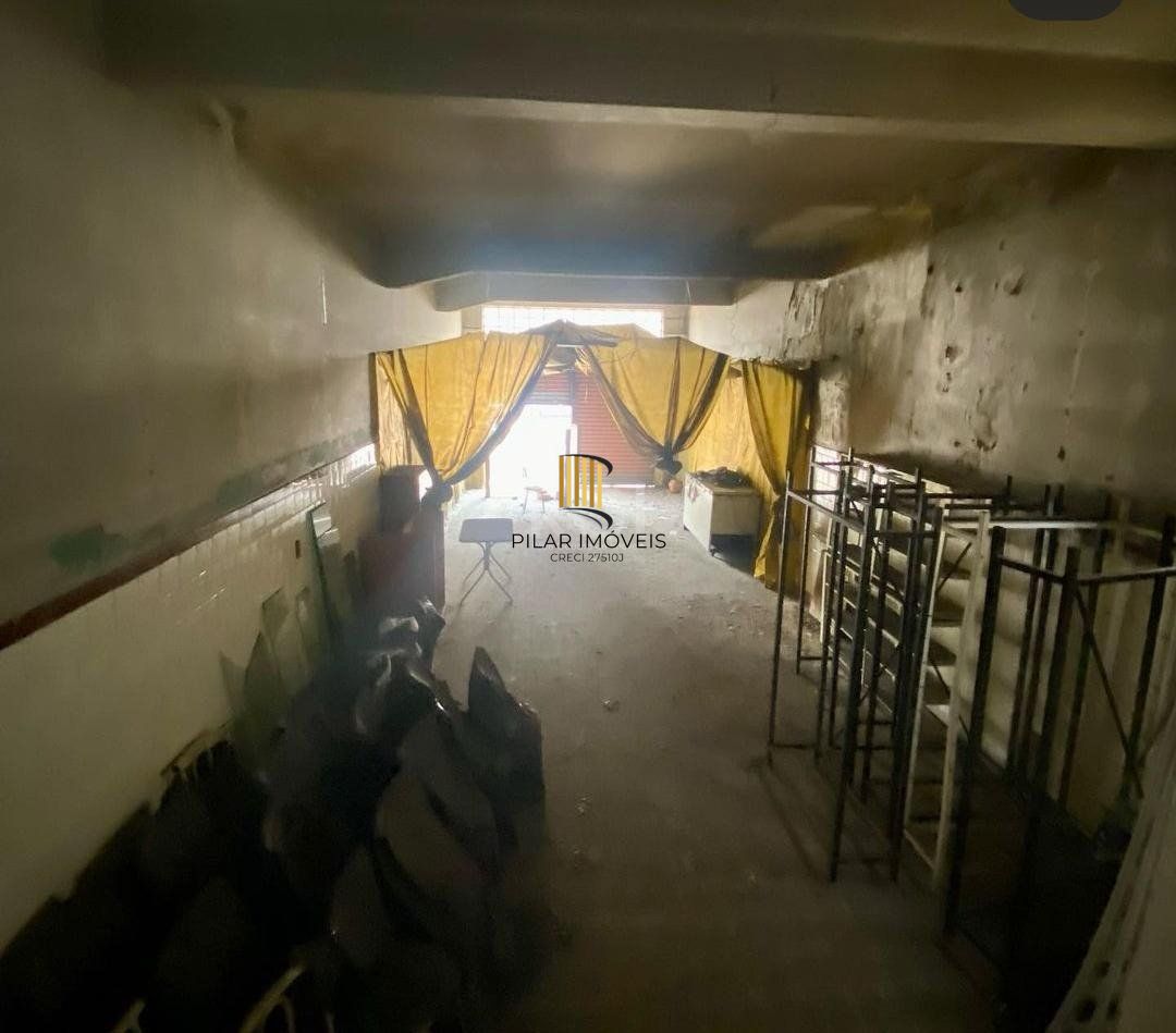 Loja térrea na Benjamin Constant  com 107,57m2 de área privativa