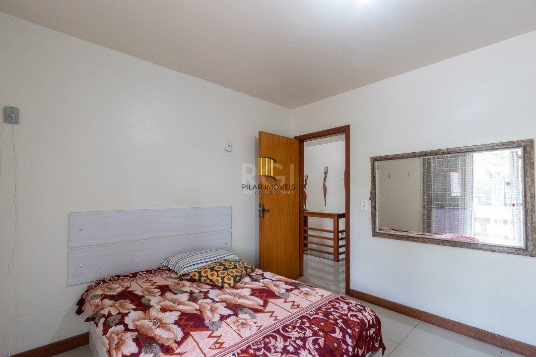 Casa para Venda - 161m², 3 dormitórios, 3 vagas - Nonoai