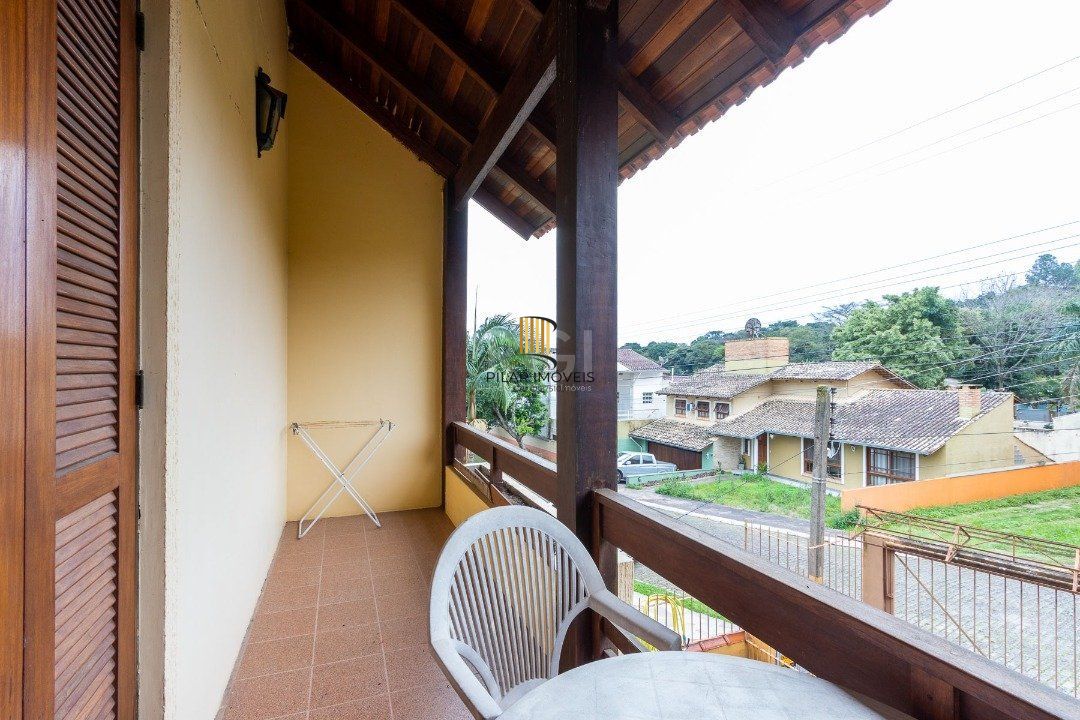 Casa Condominio para Venda - 386m², 3 dormitórios, sendo 2 suites, 2 vagas - Espirito Santo