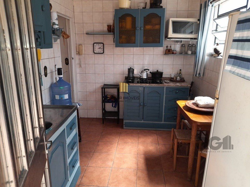 Casa 2 dormitórios no bairro Santana