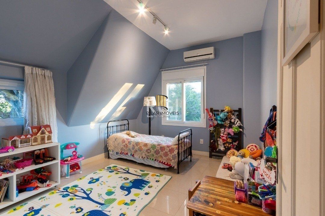 Casa para Venda - 200m², 3 dormitórios, sendo 1 suites, 2 vagas - Vila Assunção