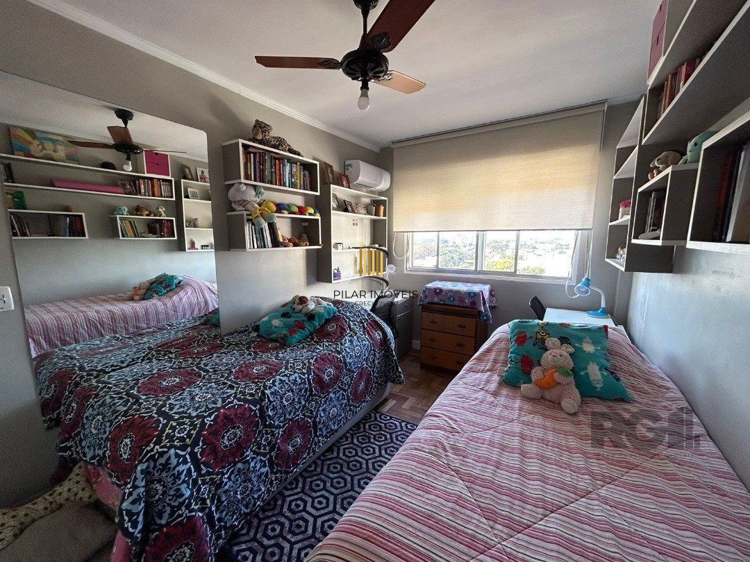 Apartamento 2 quartos, com 1 vaga de garagem, elevador, infra, Bairro Cristal