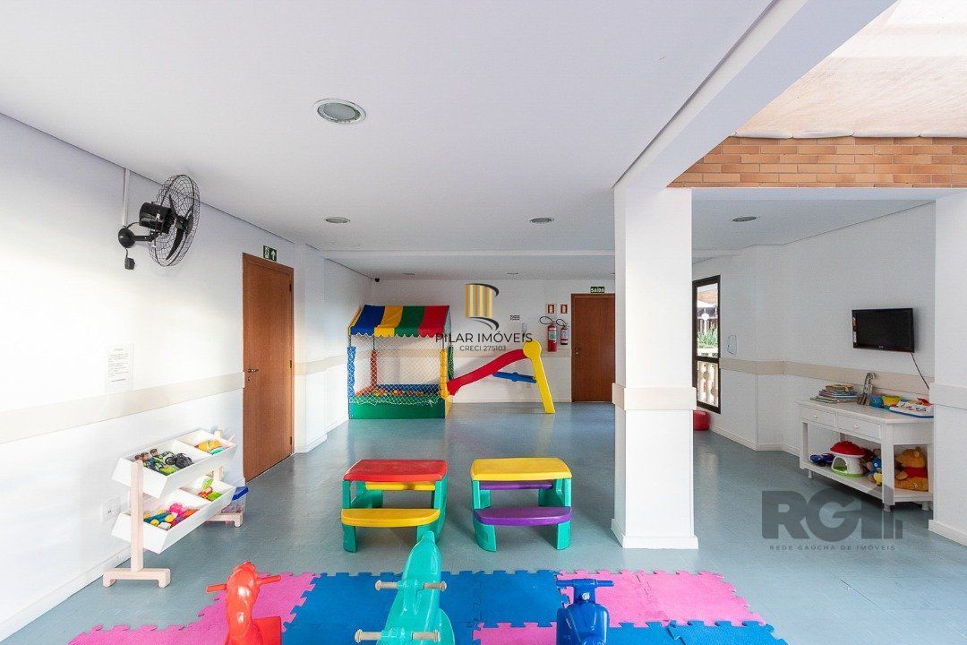 Apartamento de 3 dormitórios, sendo 1 suíte, 1 vaga de garagem, infra completa no bairro Tristeza