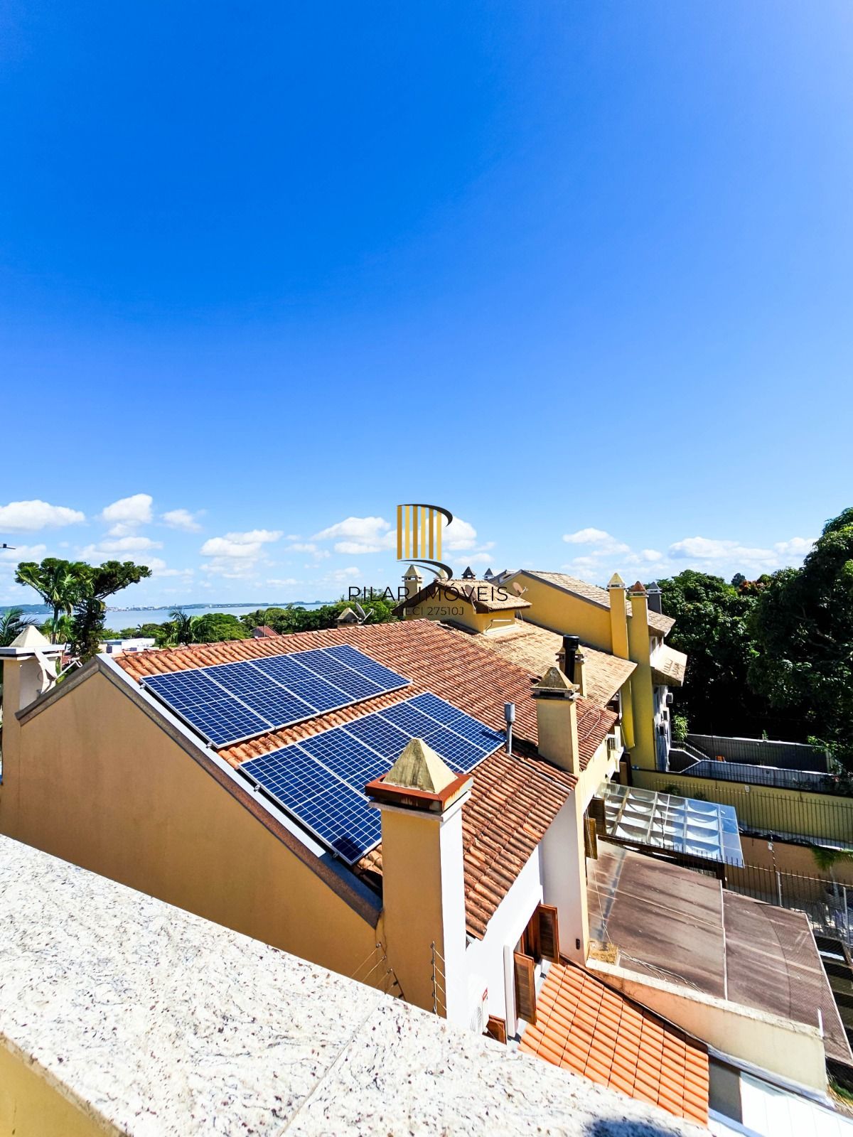 Casa 3 dormitórios no bairro Tristeza