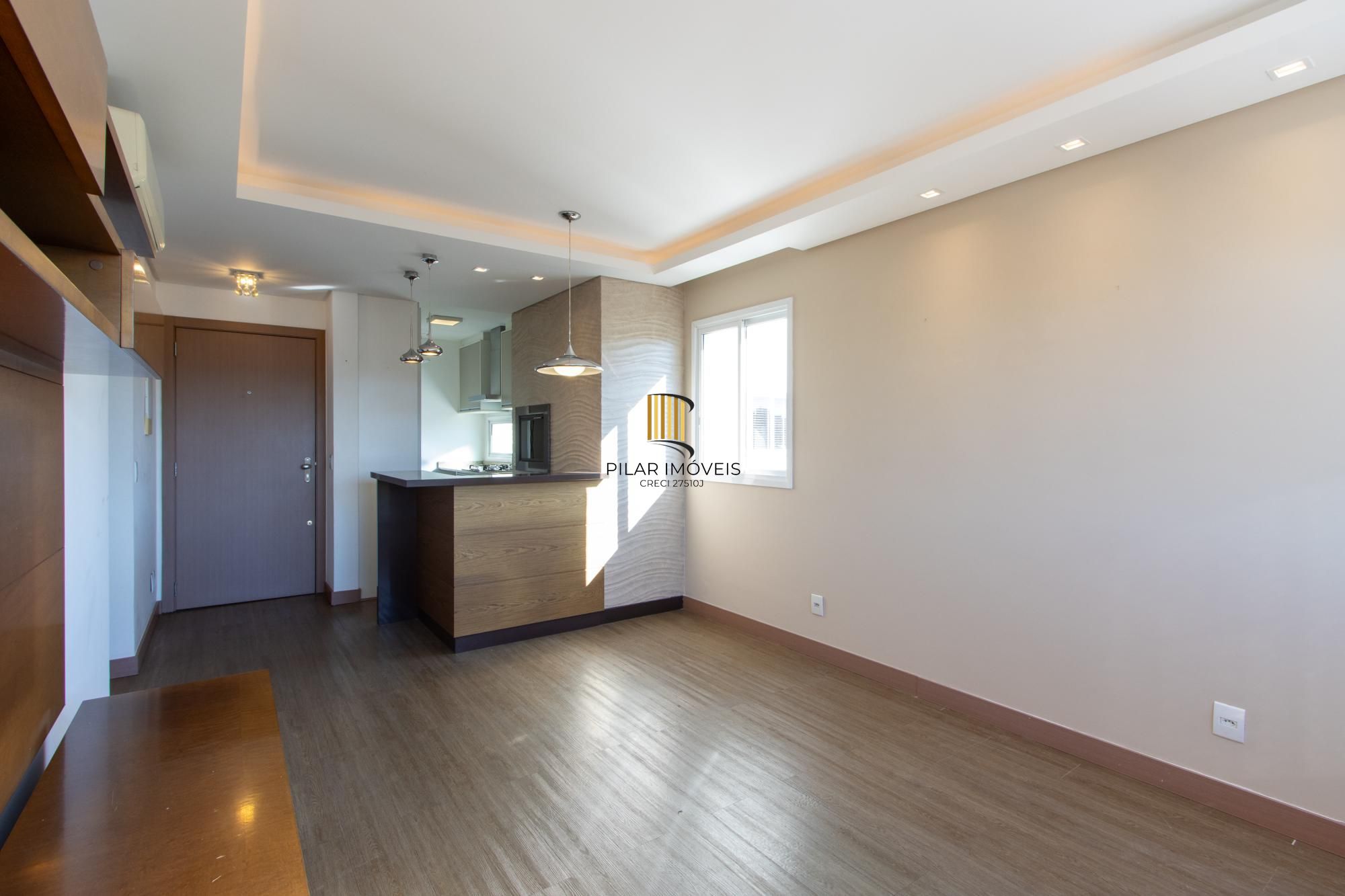 Apartamento com 2 dormitórios, sendo 1 suíte, e sala ampla com ambientes integrados - Condomínio Residencial Sucre