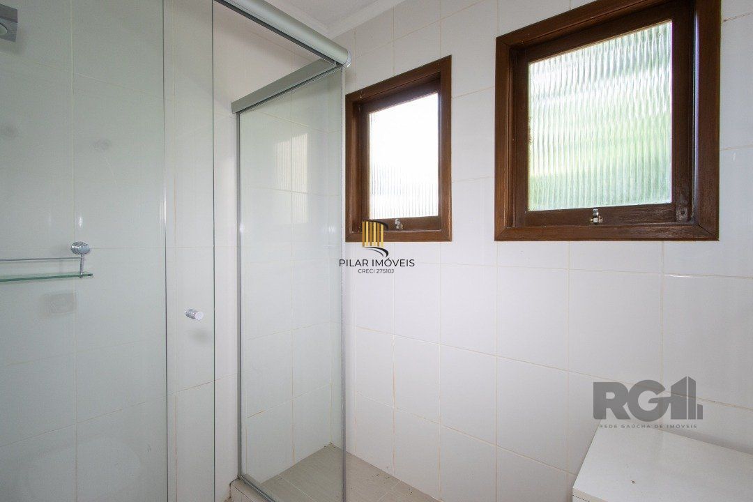 Casa de 3 dormitórios no Jardim Isabel com vista para o Guaíba.