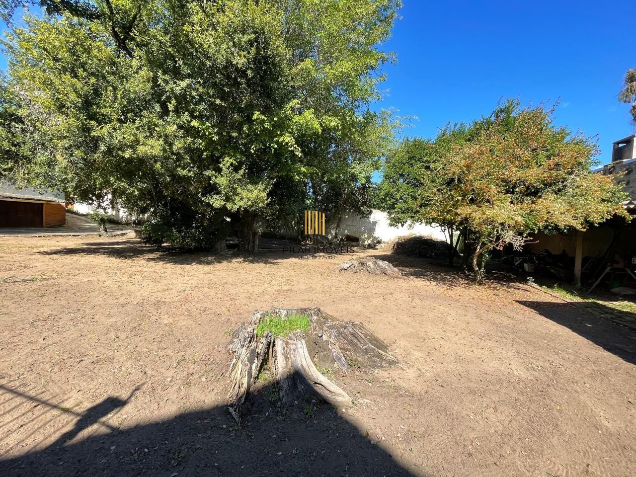 Terreno à Venda – Bairro Tristeza, Porto Alegre/RS, 1.870 m² de área total!