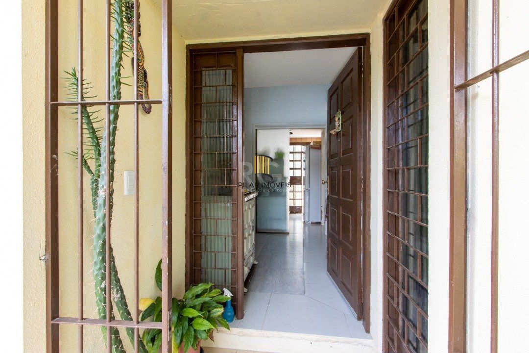 Casa para Venda - 180m², 3 dormitórios, sendo 1 suites, 2 vagas - Ipanema