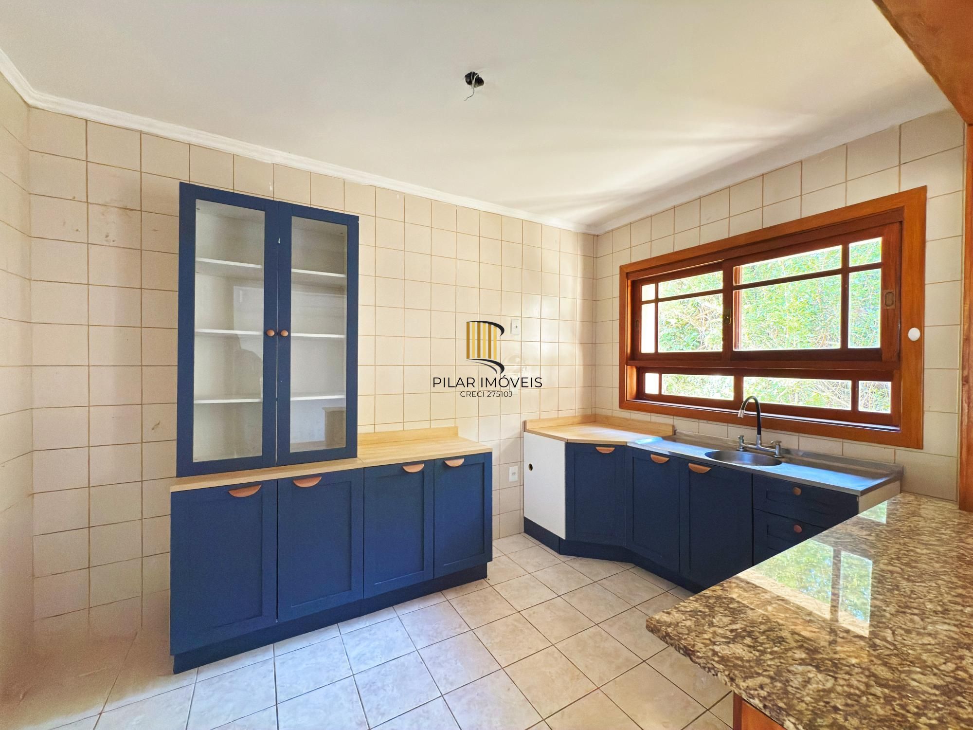 Casa em condomínio 3 dormitórios (2 suites), 3 vagas - Bairro Jardim Isabel