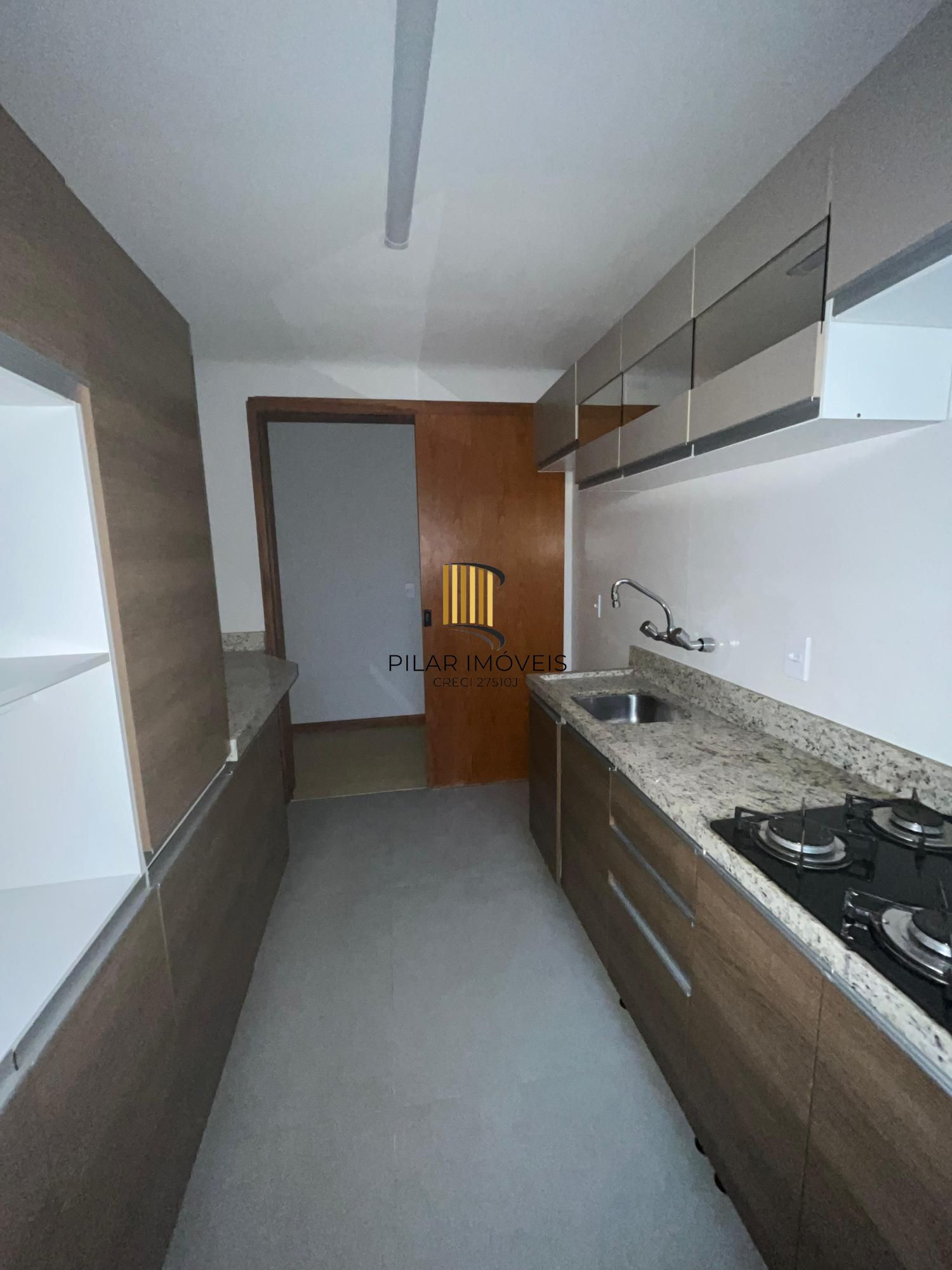 Excelente oportunidade, apartamento REFORMADO!