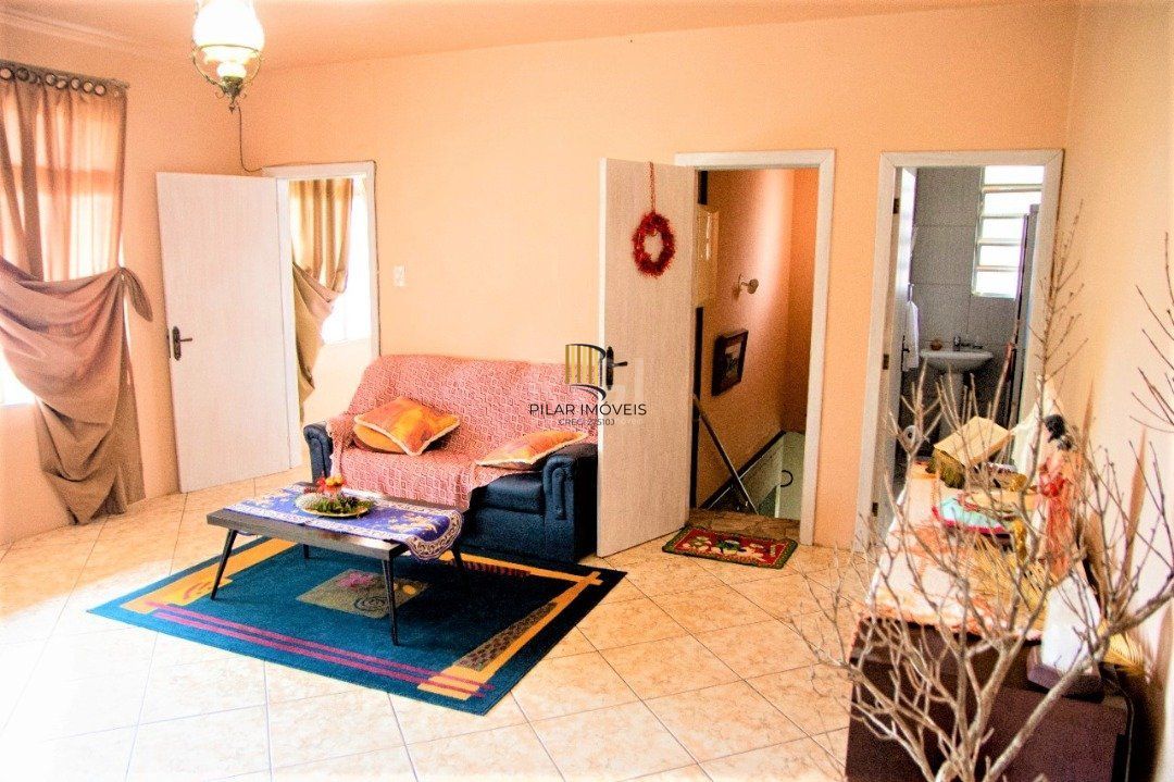 Casa para Venda - 423.16m², 4 dormitórios, sendo 1 suites, 4 vagas - Glória