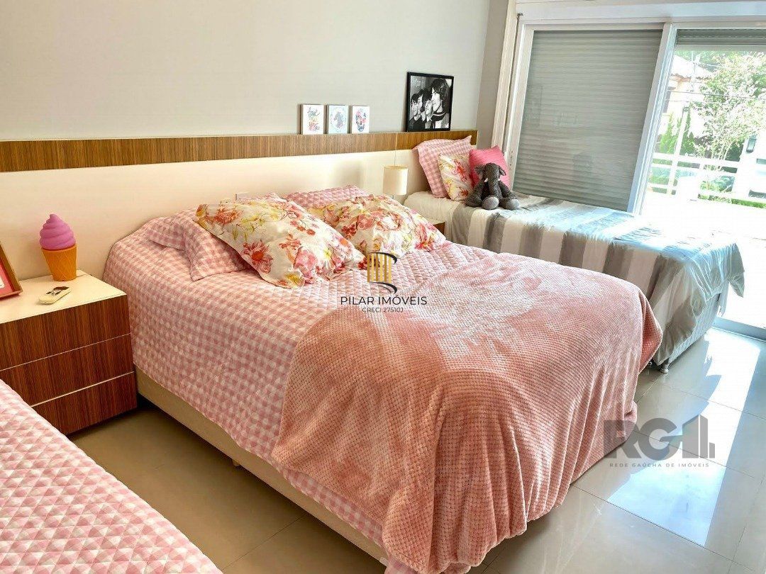 Casa de Condomínio 4 dormitórios no bairro Atlântida
