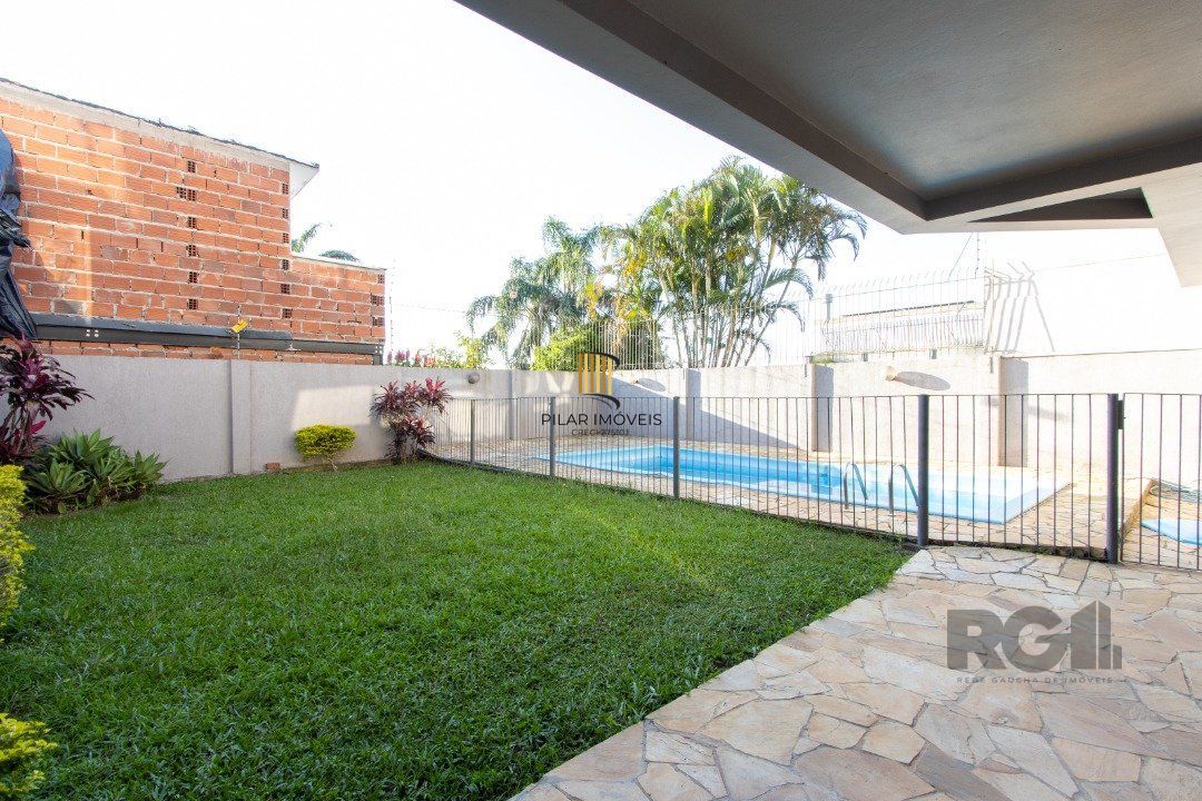 Casa 3 dormitórios no bairro Ipanema