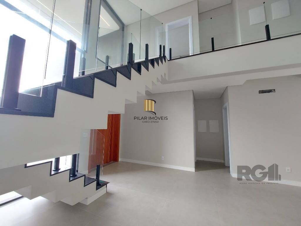 Casa de Condomínio 4 dormitórios no bairro Centro