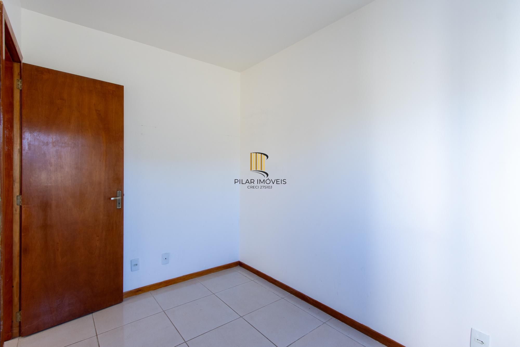 Apartamento 02 Dormitórios Próximo ao Zaffari Hípica