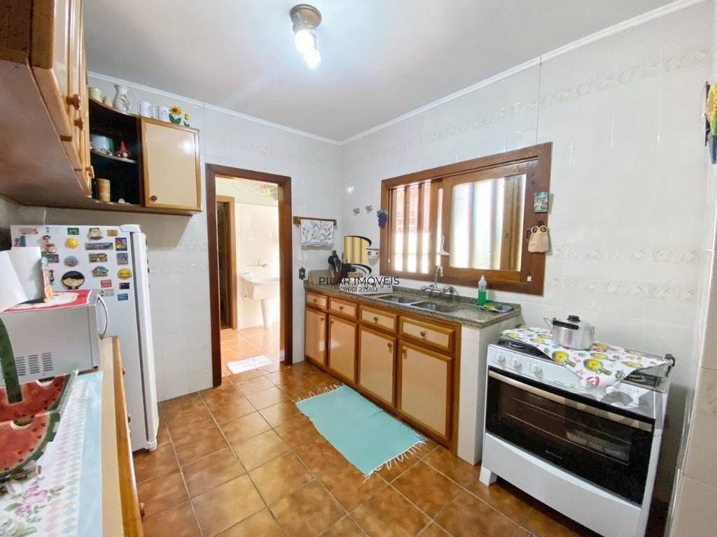 Casa 3 dormitórios no bairro Centro