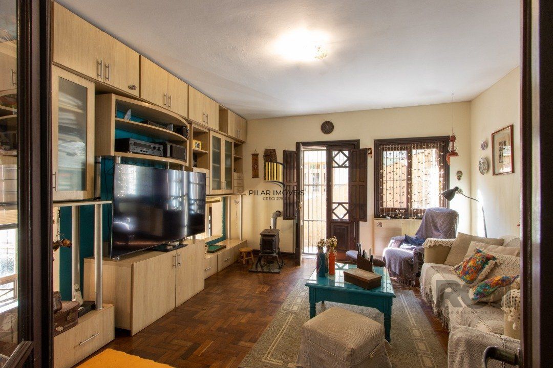 Casa para Venda - 323.49m², 4 dormitórios, sendo 1 suites, 5 vagas - Ipanema
