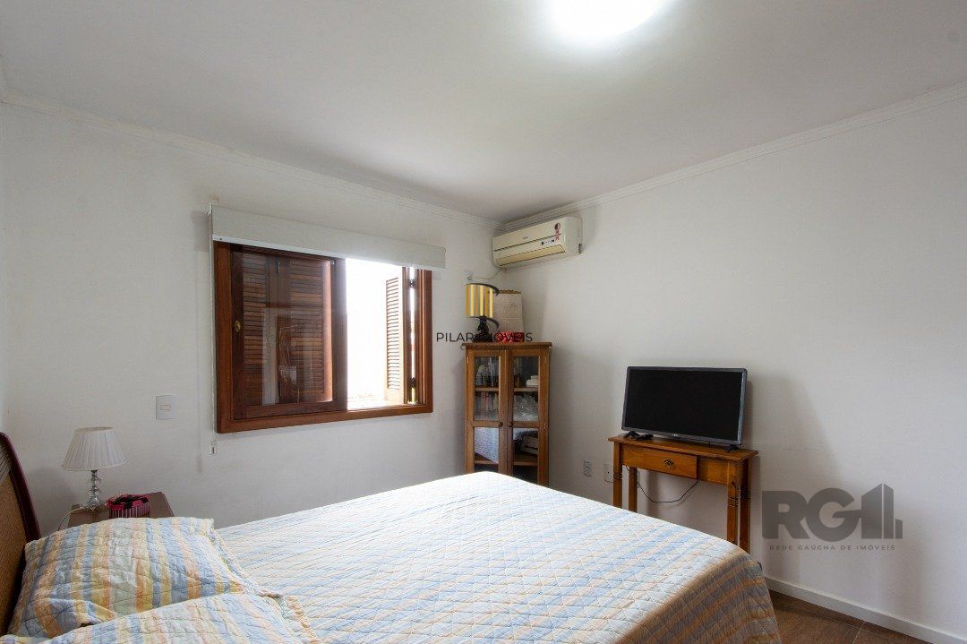 Casa para Venda - 170m², 3 dormitórios, sendo 1 suites, 2 vagas - Lagos De Nova Ipanema