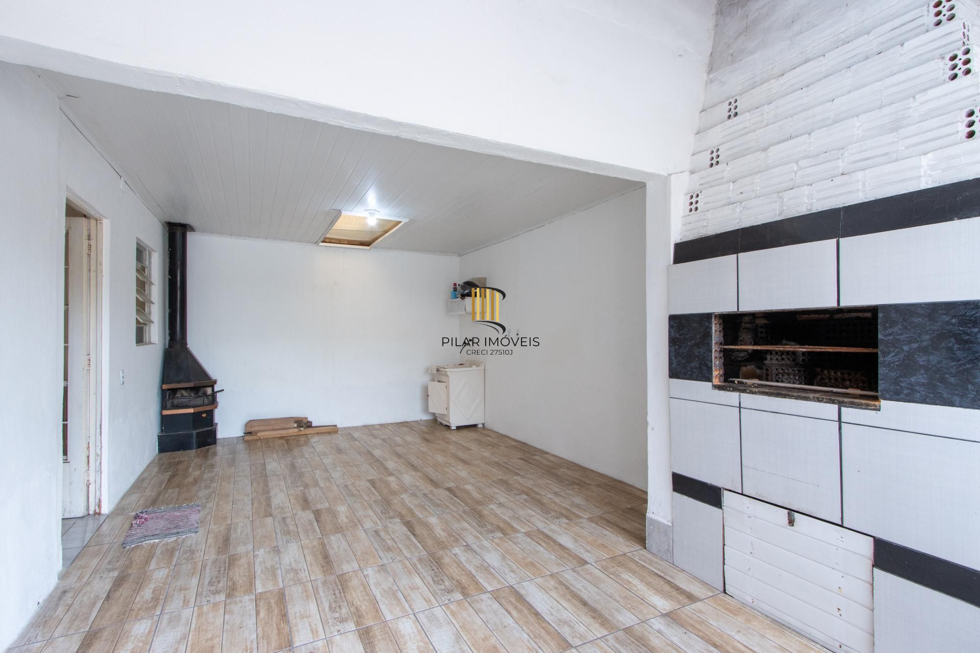 CASA TRÊS DORMITÓRIOS NA RESTINGA NOVA