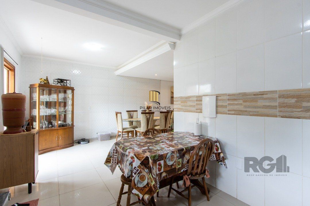 Casa para Venda - 170m², 3 dormitórios, sendo 1 suites, 2 vagas - Lagos De Nova Ipanema