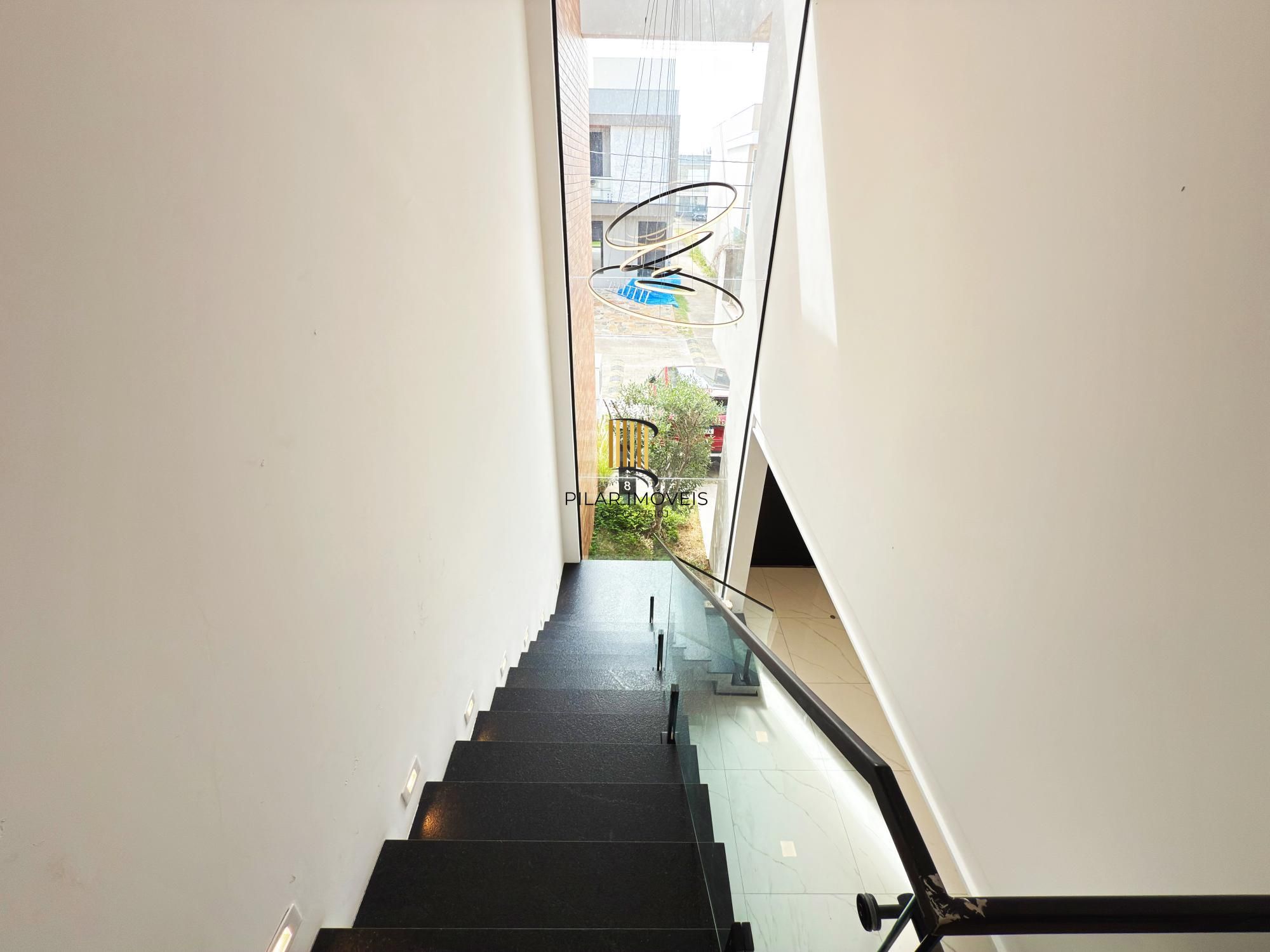 Casa de Condomínio 3 dormitórios no bairro Aberta dos Morros