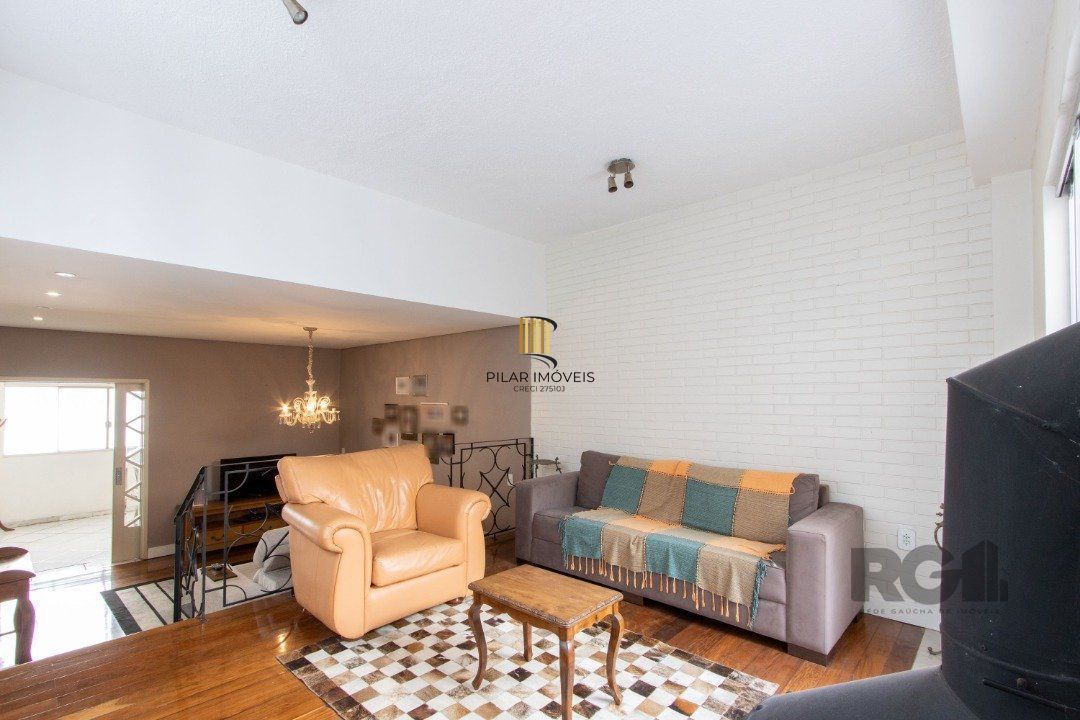 Apartamento de  186,66m2, 4 dormitórios, 1 suíte, 3 banheiros, 4 vagas,no bairro Rio Branco.