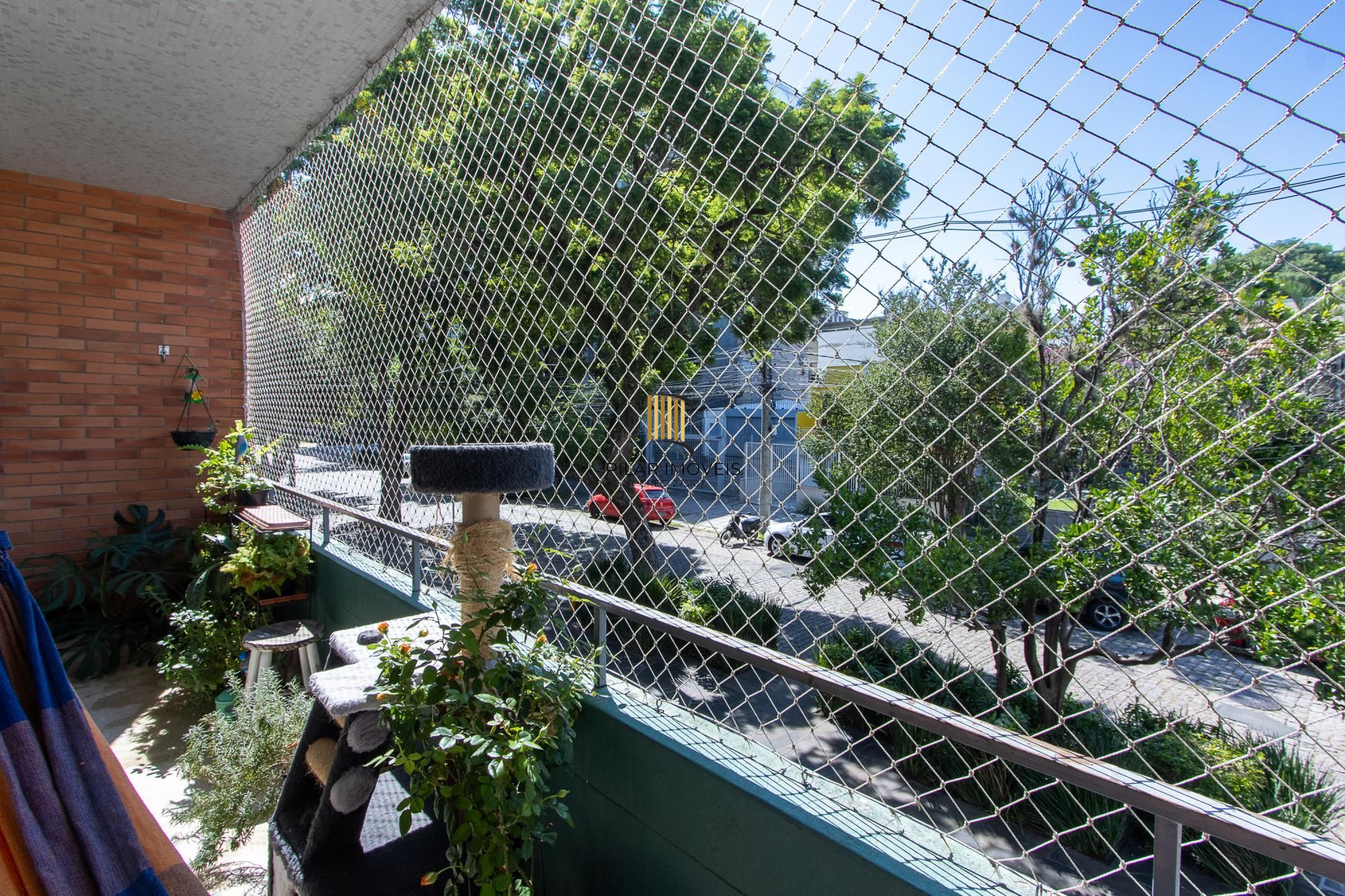 APARTAMENTO REFORMADO, 3 DORMITÓRIOS 129M² PRIVATIVOS, 1 VAGA, ELEVADOR - BAIRRO SANTA CECILIA