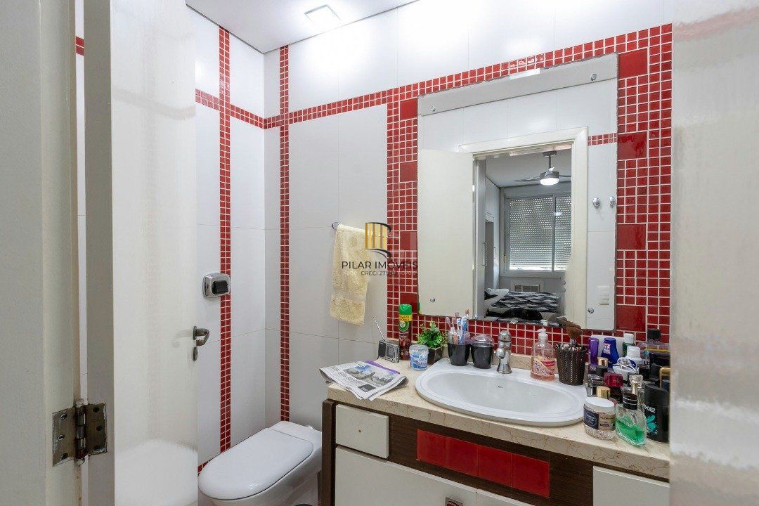 Cobertura para Venda - 255m², 3 dormitórios, sendo 1 suites, 2 vagas - Praia de Belas