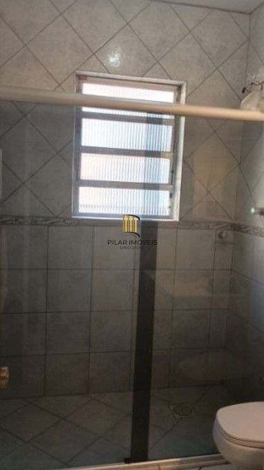 Apartamento 2 dormitórios desocupado à venda no bairro São João