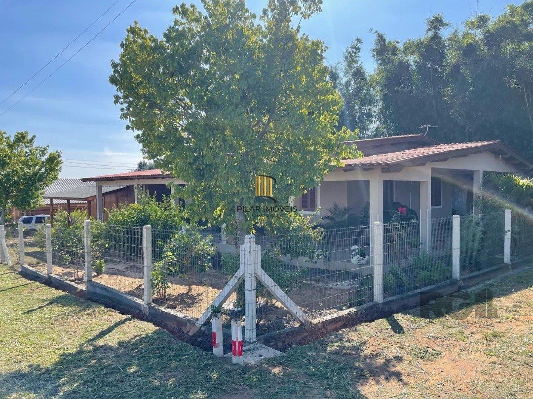 Casa 4 dormitórios no bairro Águas Claras