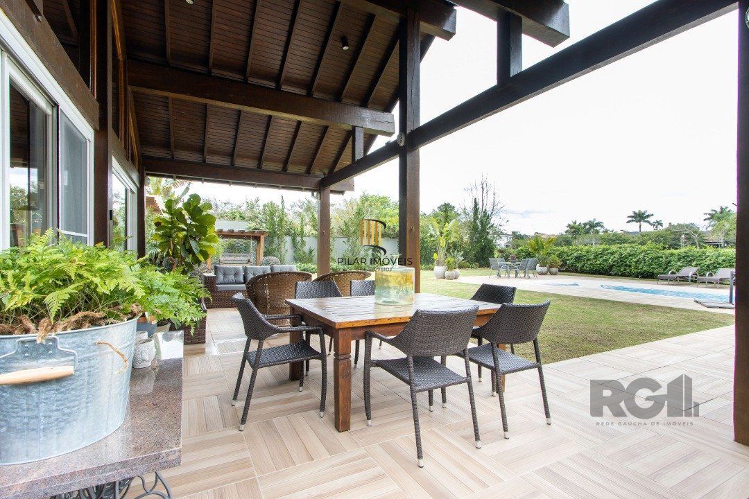 Casa Terra Ville, com 3 suites