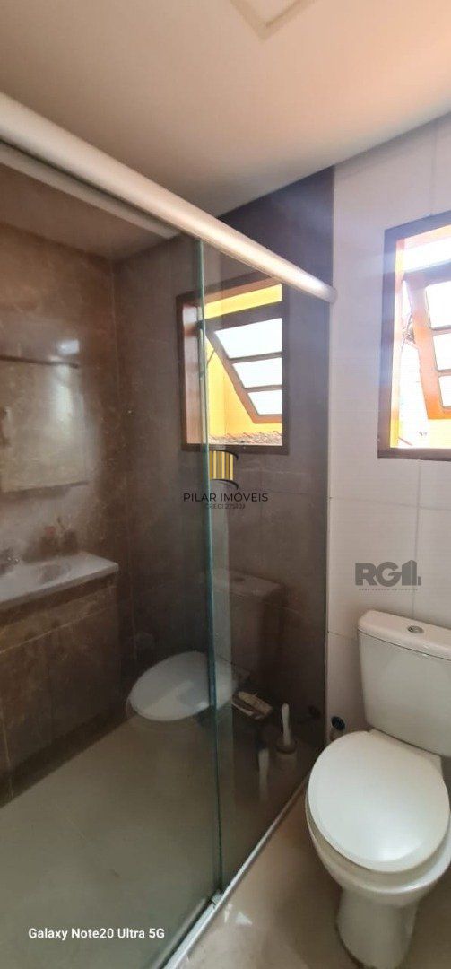 Casa para venda com 3 dormitórios, sendo 3 suítes e 2 vagas no residencial Jardins do Prado