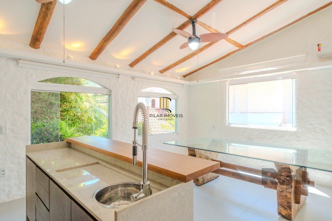 Linda casa no bairro Vila Conceição