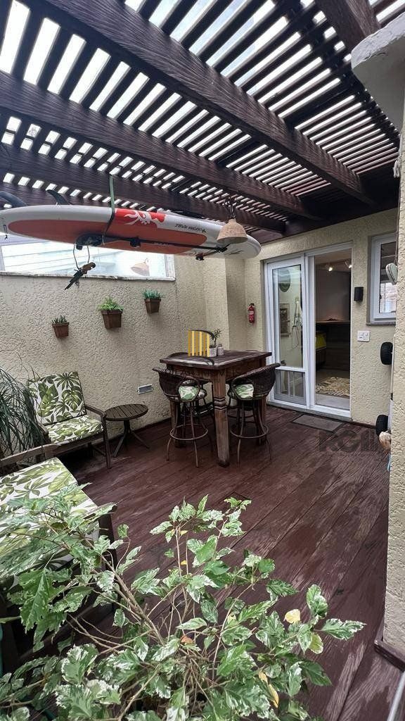 Casa de Condomínio 2 dormitórios no bairro Marina