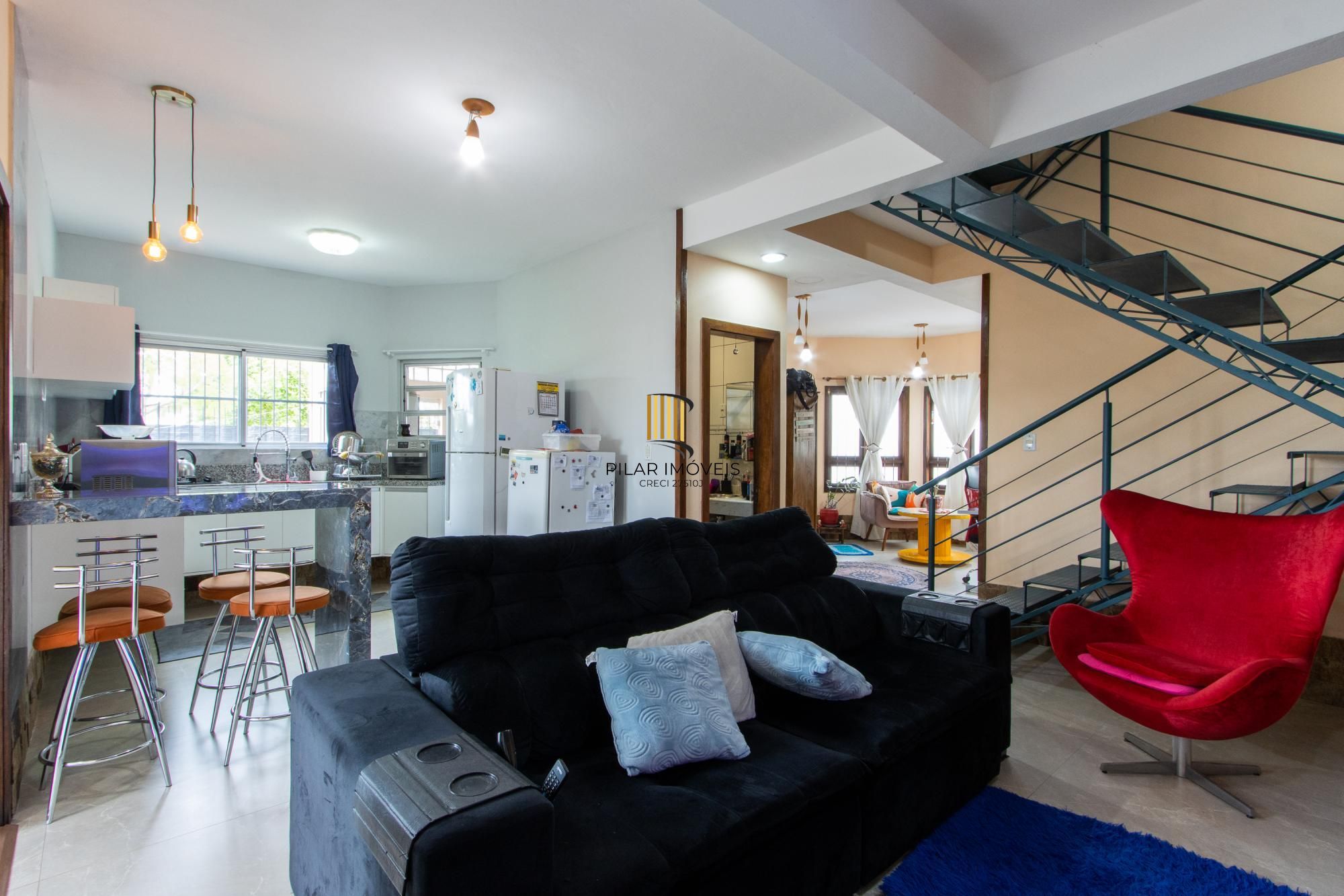 Casa 3 dormitórios no bairro Vila Nova