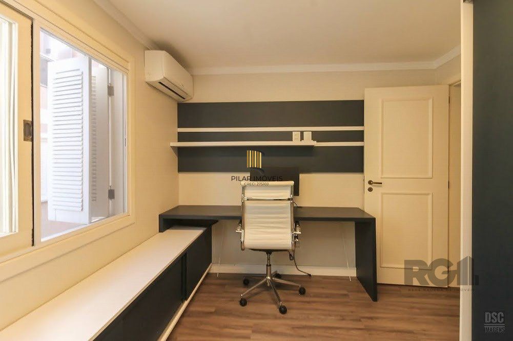Casa em  condomínio 3 dormitórios na Av Otto Niemeier