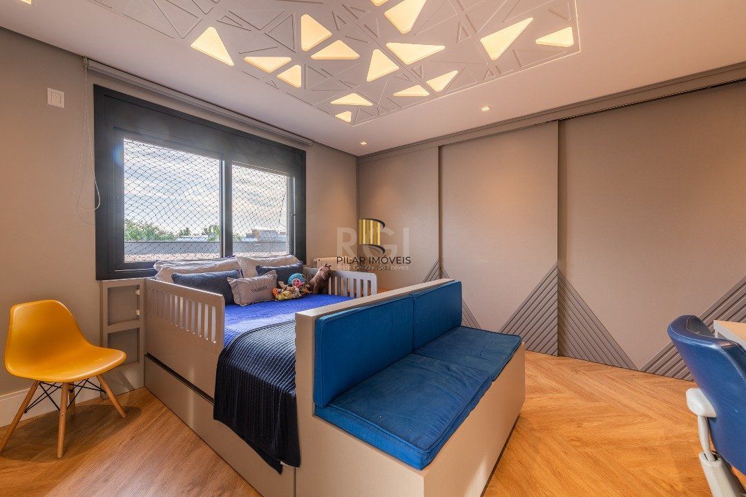 Casa de Condomínio 5 dormitórios no bairro Belém Novo
