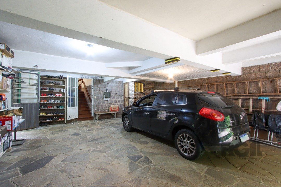 Casa com 3 quartos, suite em terreno com 7.320m² - Belem Velho