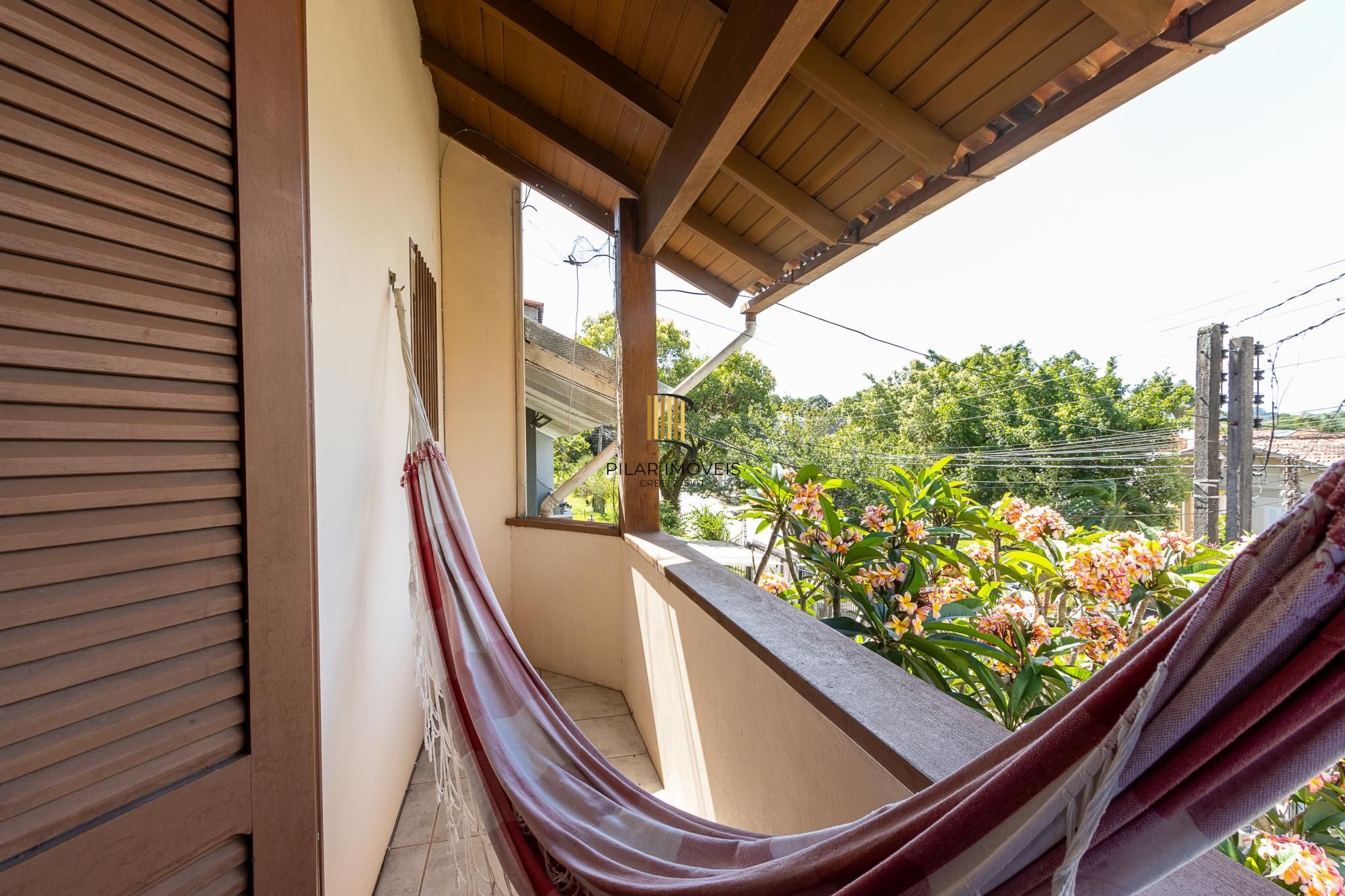 Casa 3 dormitórios no bairro Espírito Santo