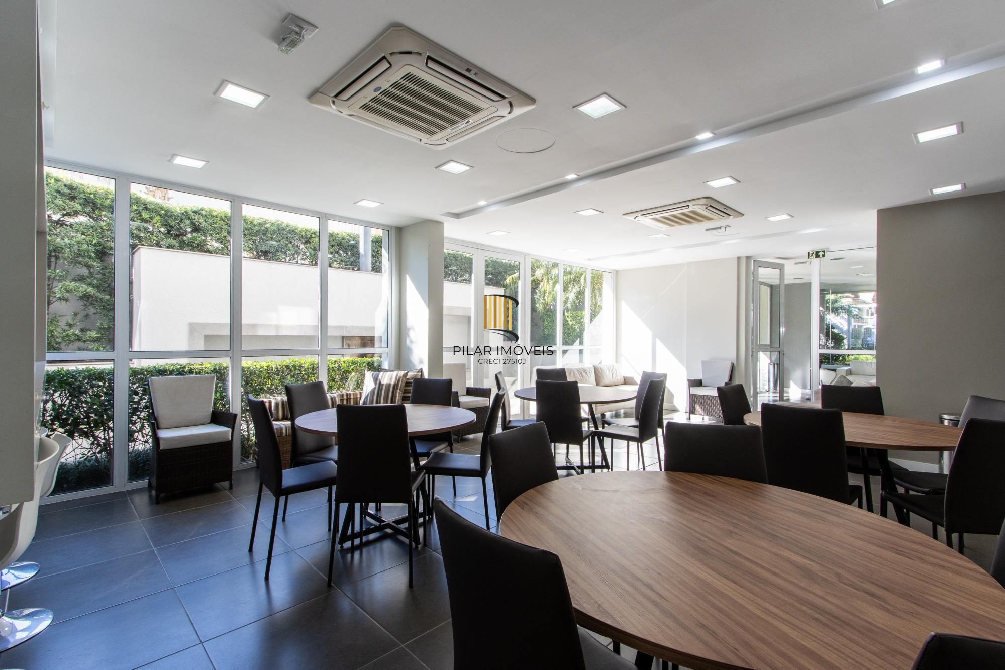 Apartamento com 2 dormitórios, sendo 1 suíte, e sala ampla com ambientes integrados - Condomínio Residencial Sucre