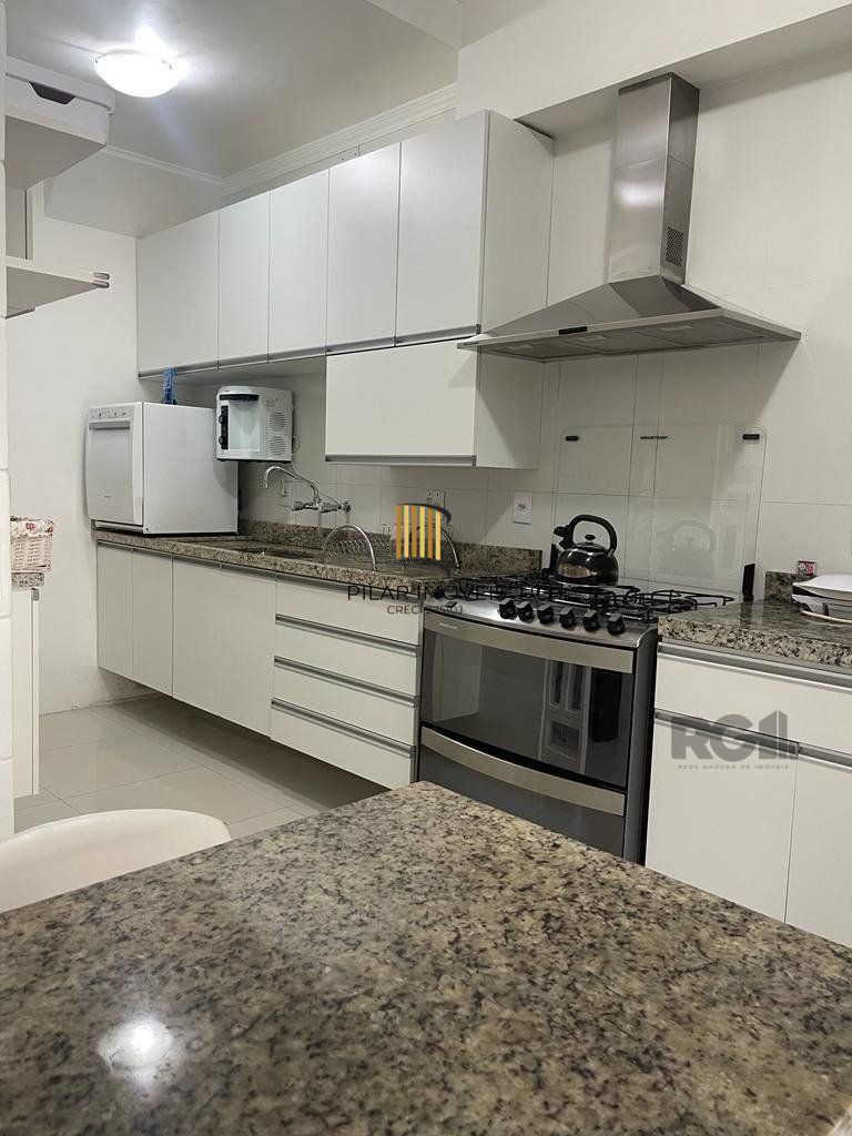 Casa 5 dormitórios no bairro Nonoai