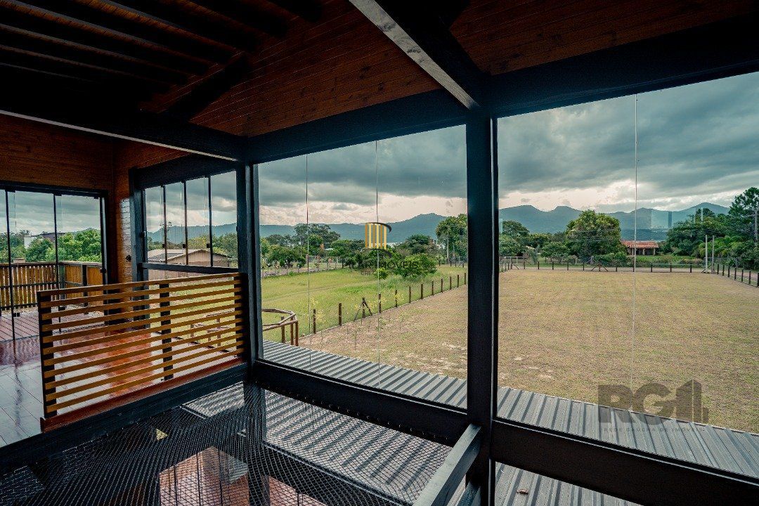 Casa de Condomínio 3 dormitórios no bairro Palmital