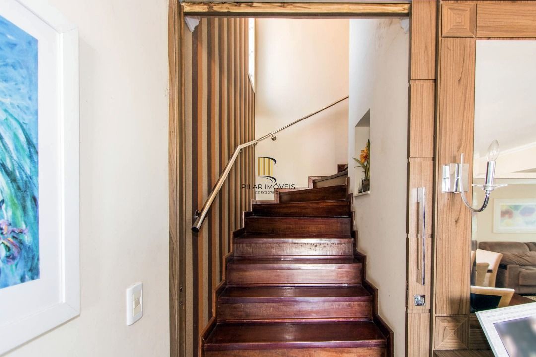 Casa para Venda - 393.58m², 4 dormitórios, sendo 2 suites, 6 vagas - Vila Assunção