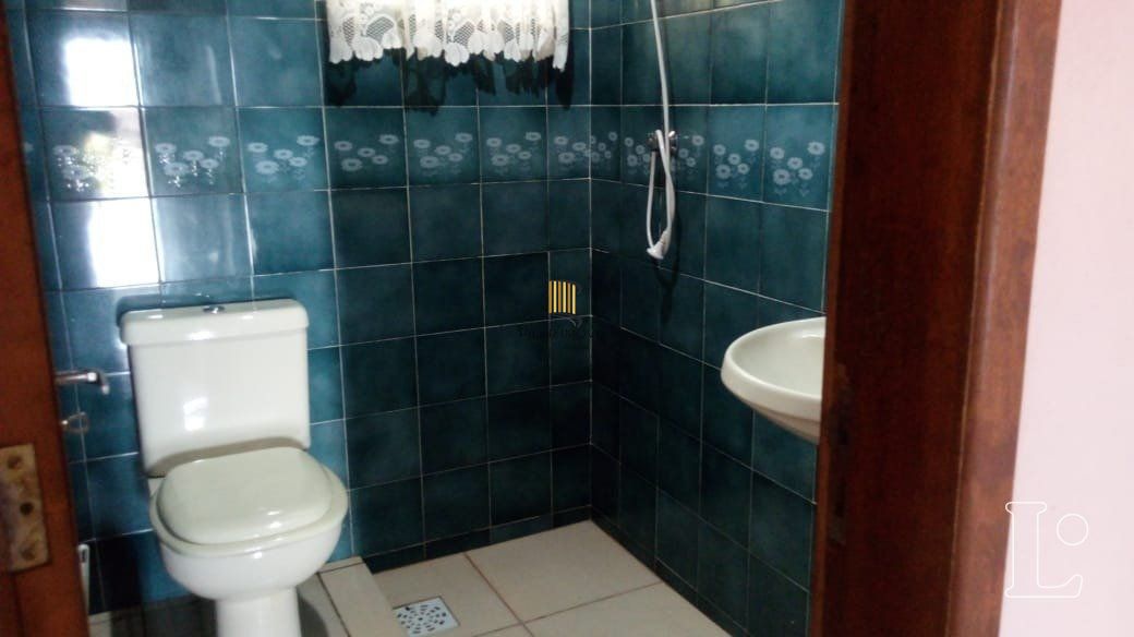 Casa para Venda - 223.57m², 2 dormitórios, 3 vagas - Centro